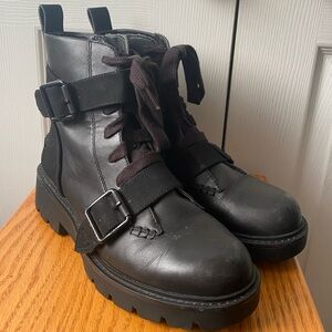 UGG Shoes Ugg Noe Black Leather Mixedmedia Lug Sole Moto